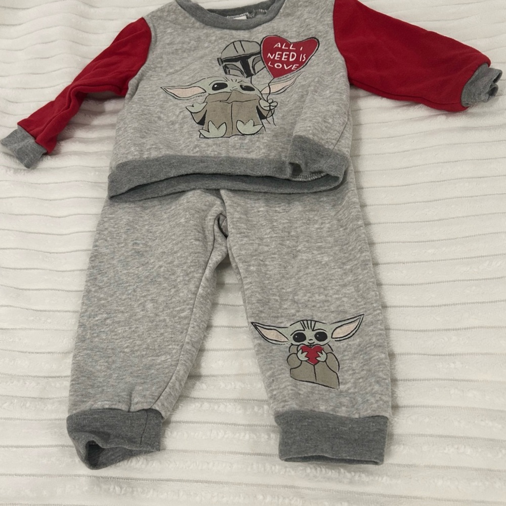 STARWARS Baby Boy Gray and Red Valentine’s Baby Yoda Outfit